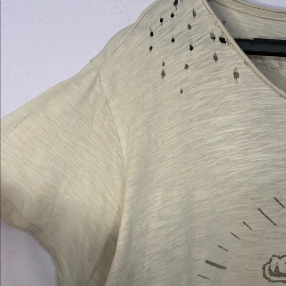 Magnolia Pearl Women Cream Heart Graphic Tee Size L - Picture 3 of 10